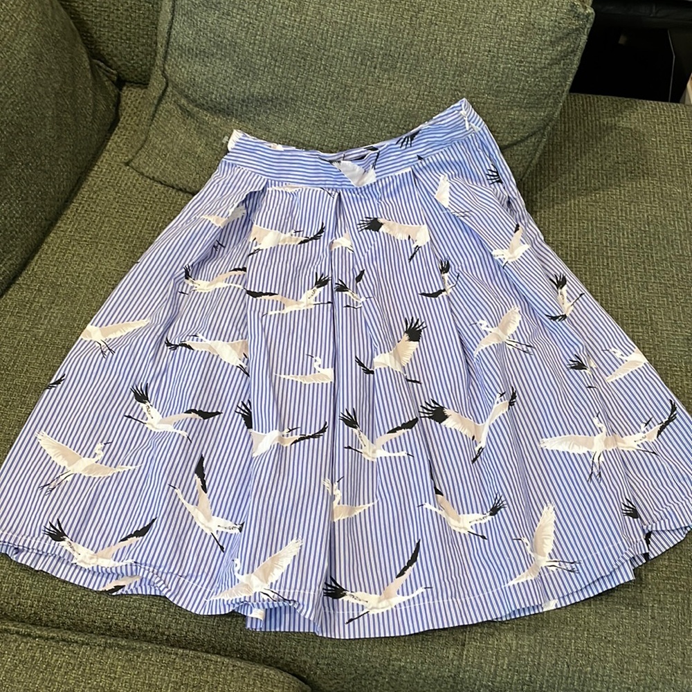 Who What Wear (Target) crane pattern skirt (sz 4)